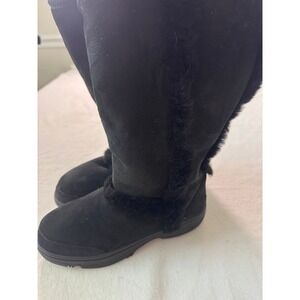 UGG Sunburst Tall Black Sheepskin Fur Trim Boots 5218 Womens Size 9
